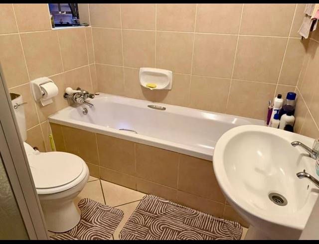 2 BEDROOM APARTMENT FOR SALE IN KARENPARK